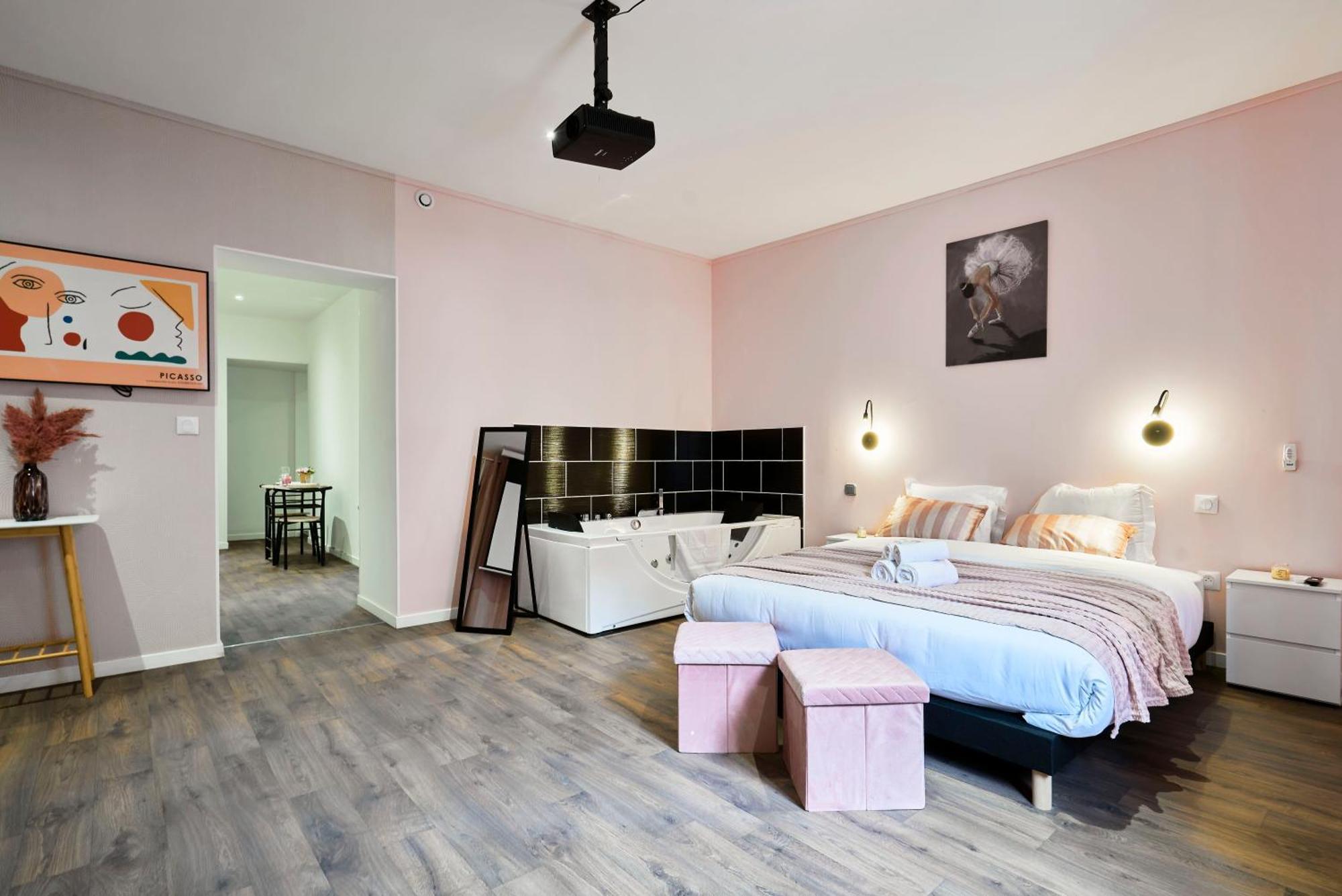 Ng Prestige L Lille L Tourcoing - Bouvines - Balneo & Cuisine Exterior foto